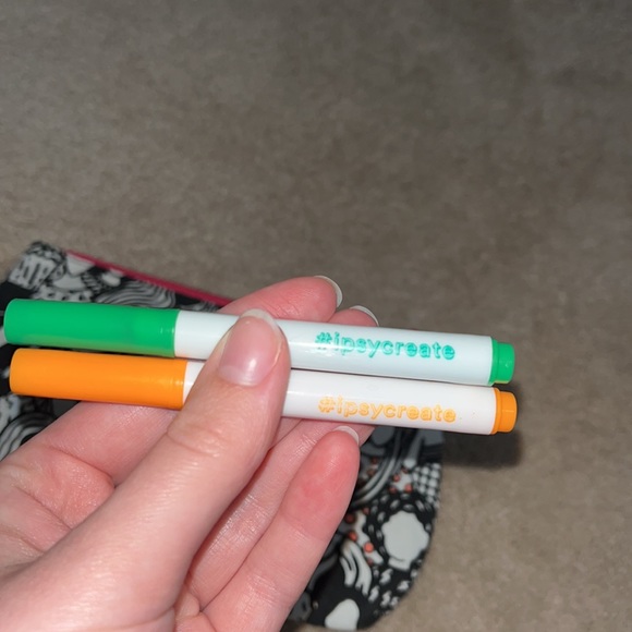 IPSY BAG MAKEUP COSMETIC BLACK WHITE PINK COLOR YOURSELF - Picture 5 of 5